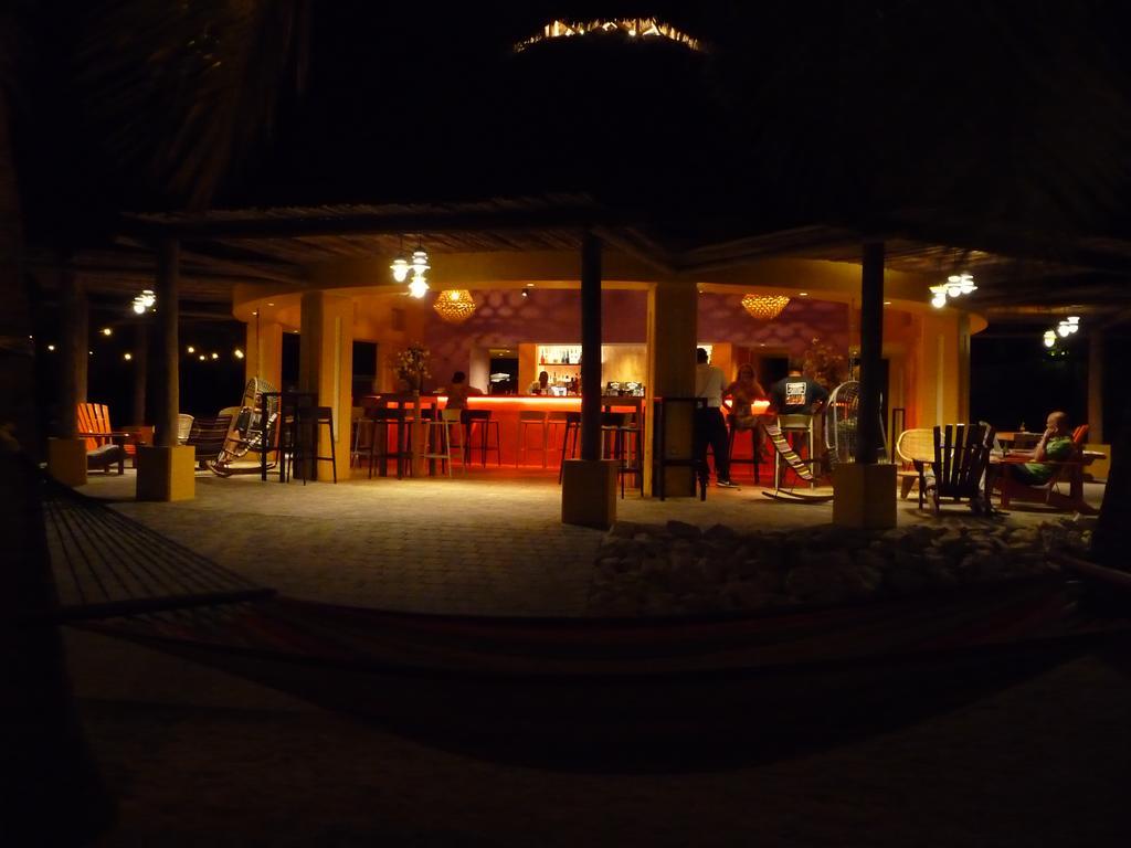 Blue Bay Beach Villa At Pool And Golfcourse Exterior photo